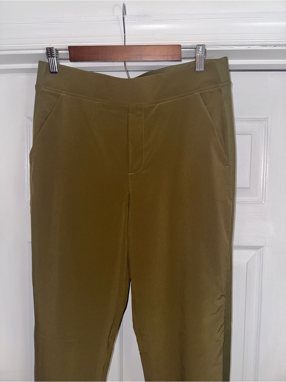 Athleta Brooklyn Ankle Pants Olive Green 10 - Picture 4 of 6